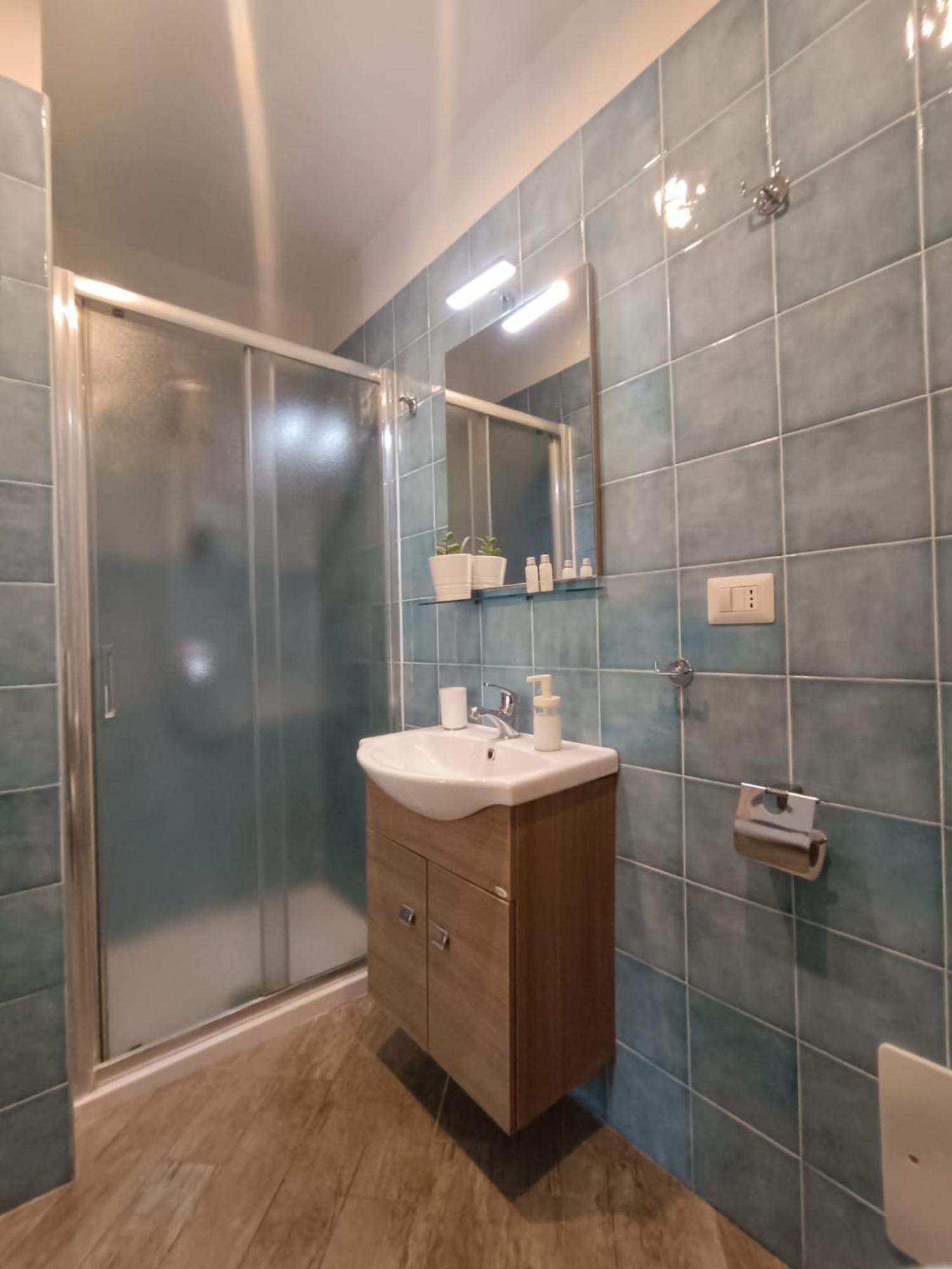 B&B Da Ary Colorful Rooms Naples Exterior photo