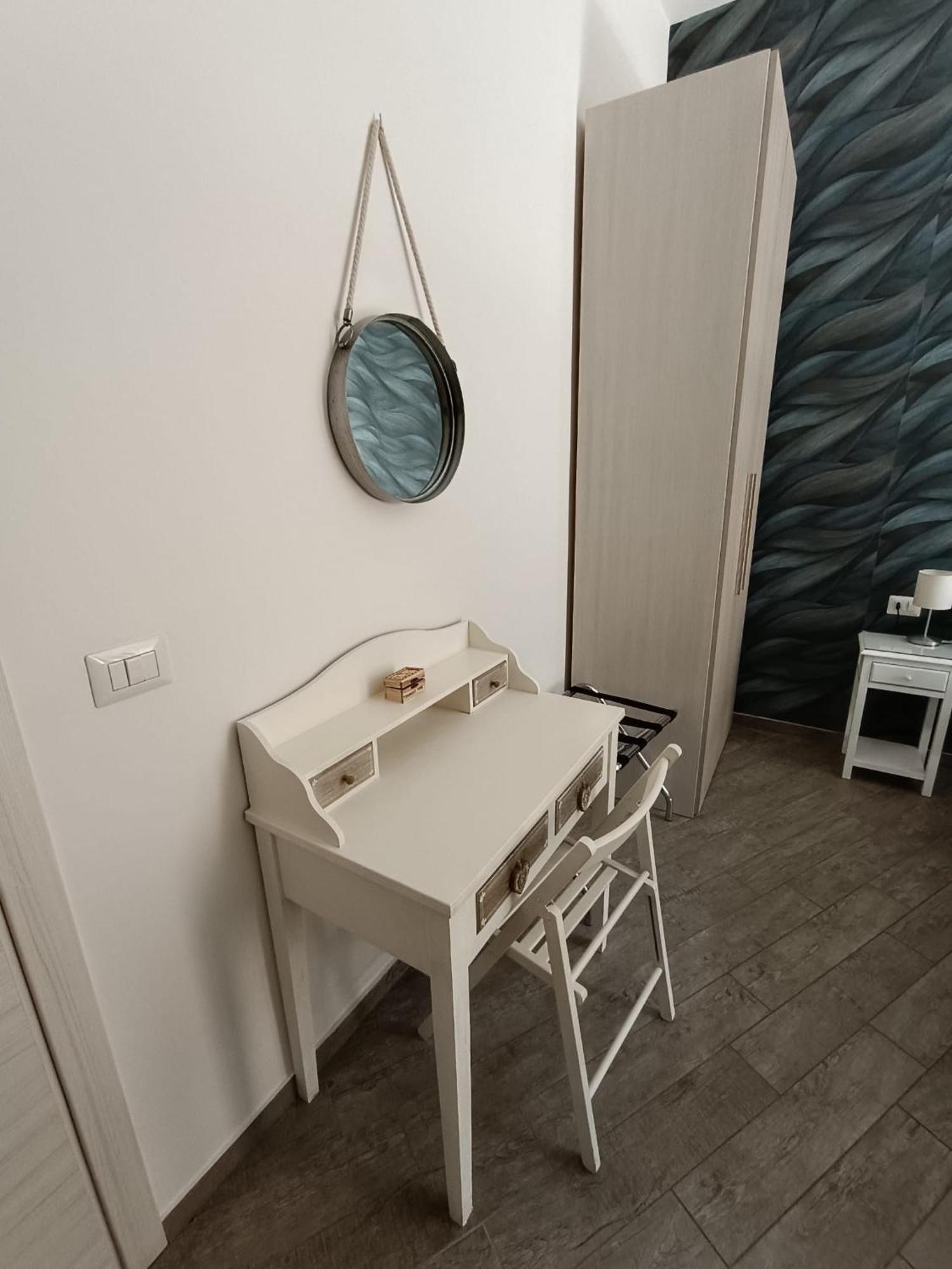 B&B Da Ary Colorful Rooms Naples Exterior photo