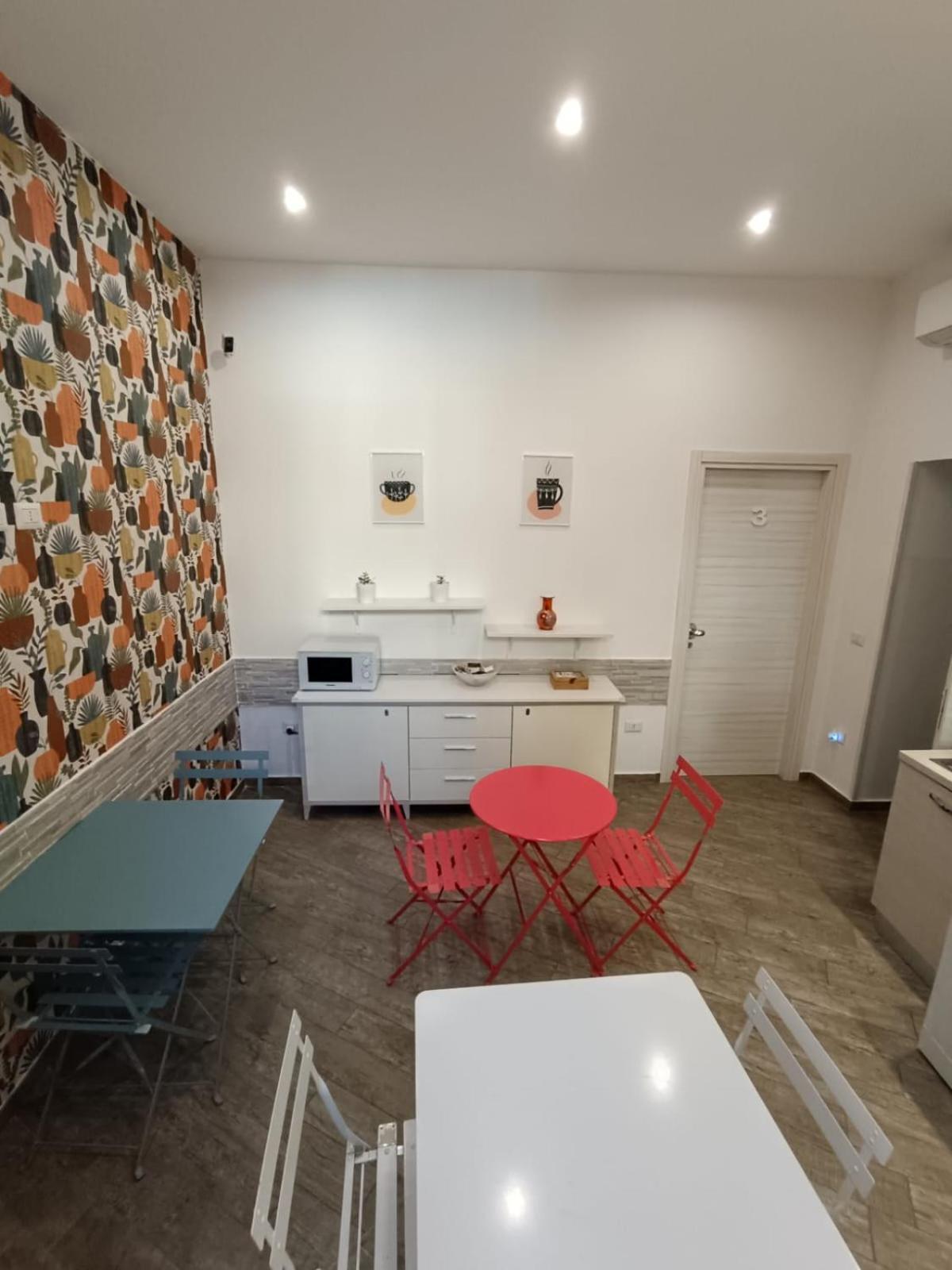 B&B Da Ary Colorful Rooms Naples Exterior photo