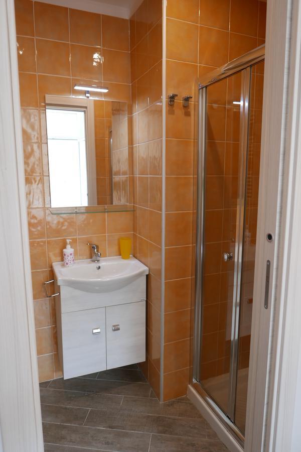 B&B Da Ary Colorful Rooms Naples Exterior photo